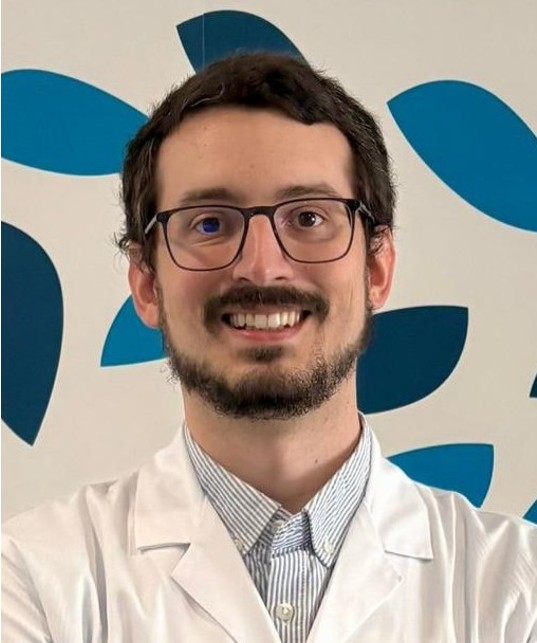 Dr. Juan L Paris